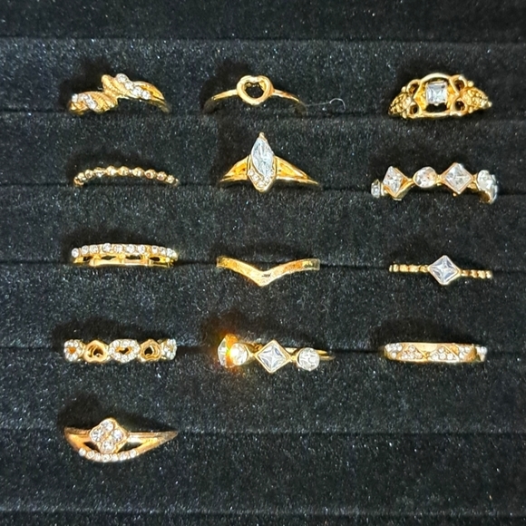 Jewelry - BOHO ring set 13pc gold